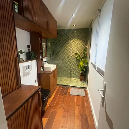 Small Architect's House Сasa de vacaciones Pantin