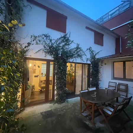 Сasa de vacaciones Small Architect's House